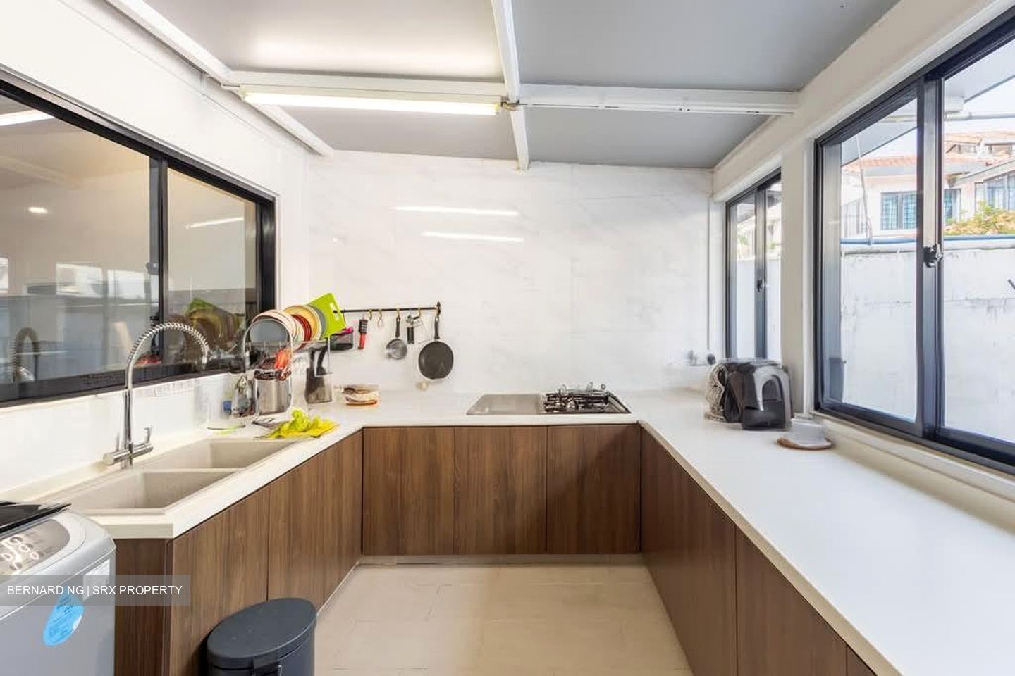 Paya Lebar Gardens (D19), Terrace #589444221